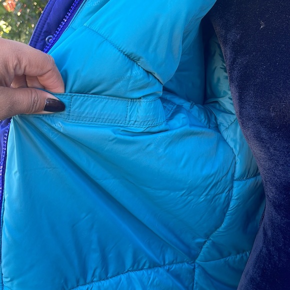 Patagonia Women’s Jacket - Picture 8 of 12